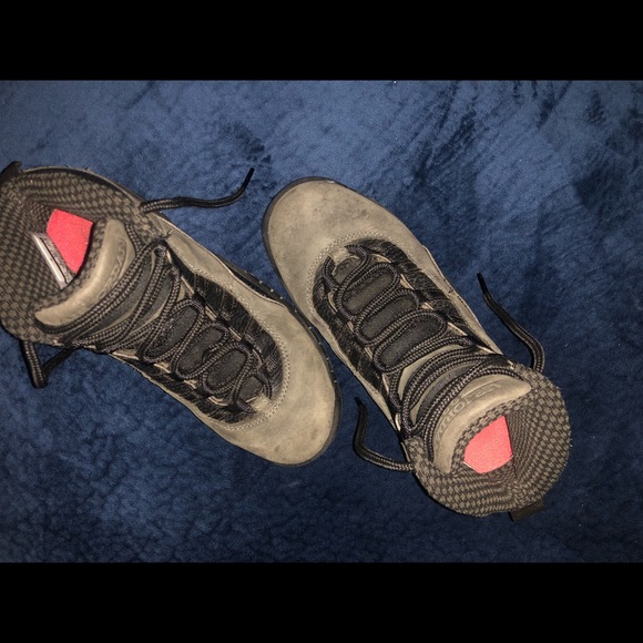 Jordan 10s “shadow” - Picture 2 of 4